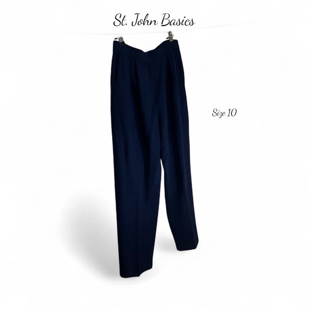 St. John Basics Size 10 Soft Pleat Front Two Pocket Knit Slacks